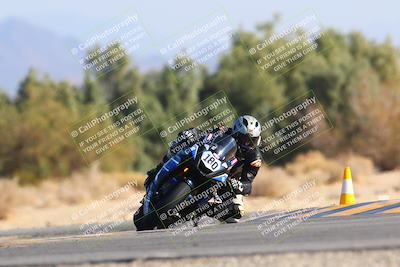 media/Jan-14-2024-SoCal Trackdays (Sun) [[2e55ec21a6]]/Turn 7 (140pm)/